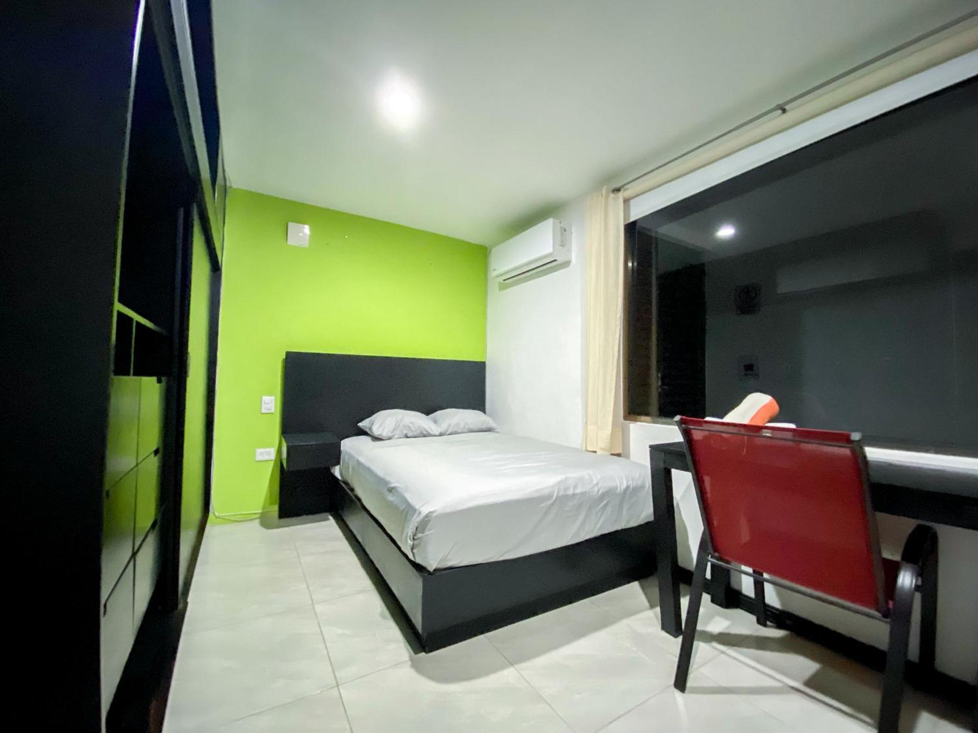 Casa Balam Gladiolas Cancún Exterior foto